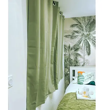 Appartamento Amazing - Location Near The Metro, Modern Amenities And Style