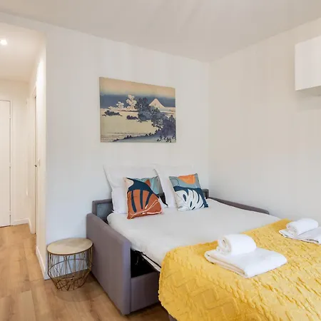 Appartamento Amazing - Location Near The Metro, Modern Amenities And Style