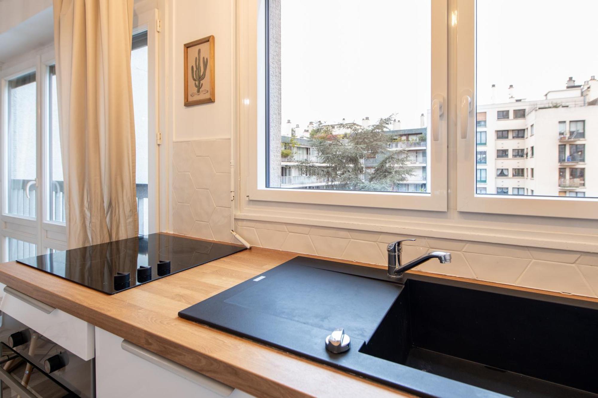 Apartment Amazing - Location Near The Metro, Modern Amenities And Style *