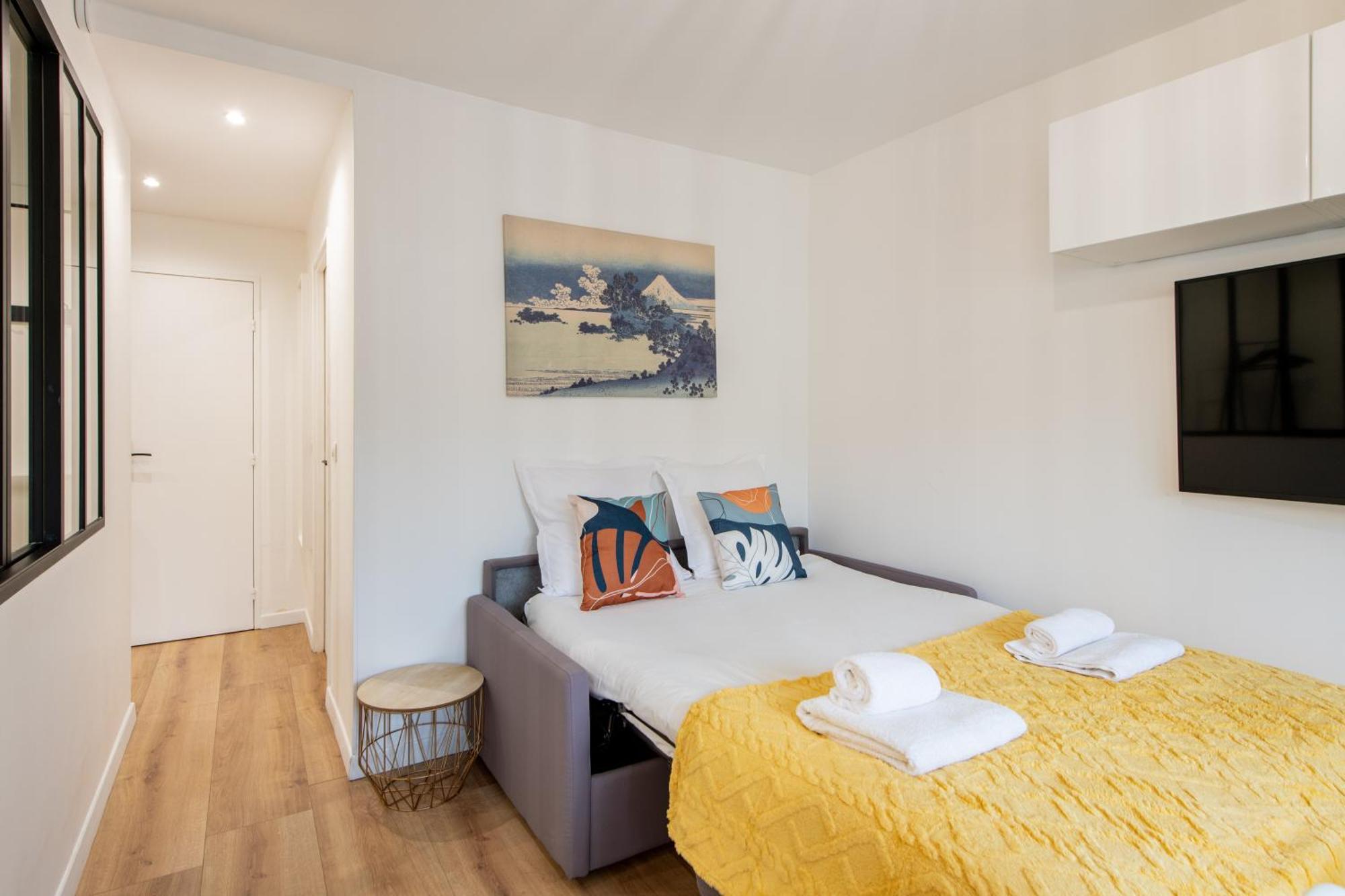 Apartment Amazing - Location Near The Metro, Modern Amenities And Style